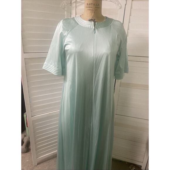 Vintage 2 Piece Vanity Fair Nightgown Peignoir Robe Set Nylon Mint Green Small - Picture 4 of 13